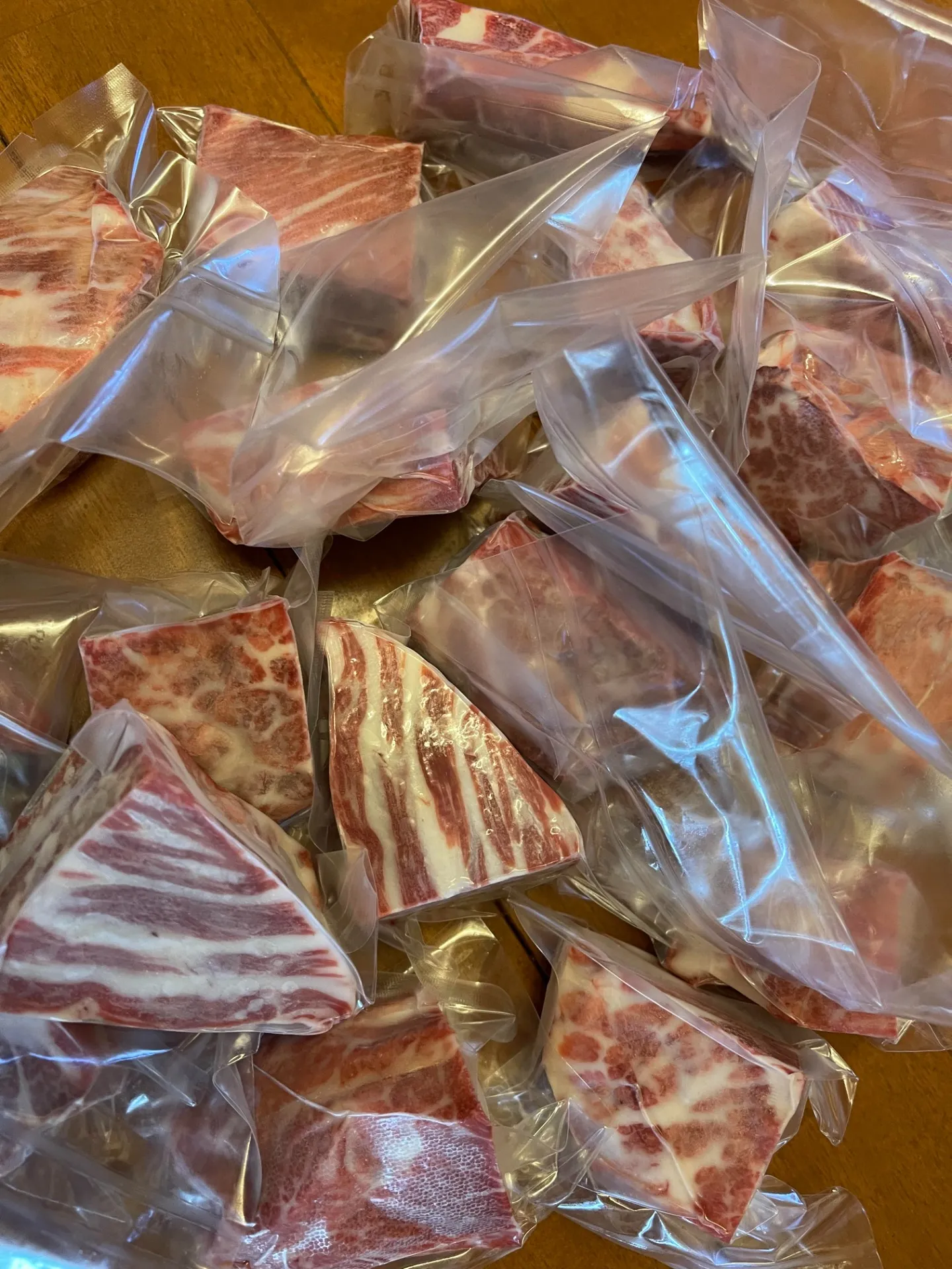 【通販】特上霜降り馬刺し入荷しました。